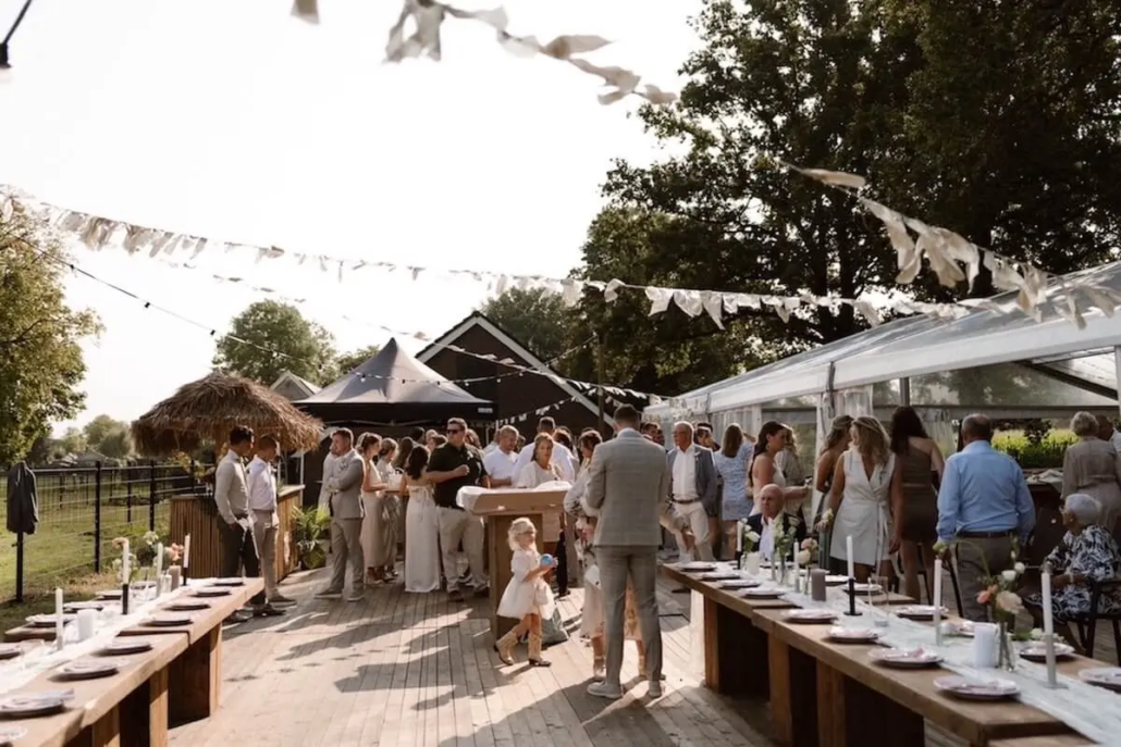 Bruiloft-bg-partycatering Feestelijke bruiloft partycatering in Harskamp