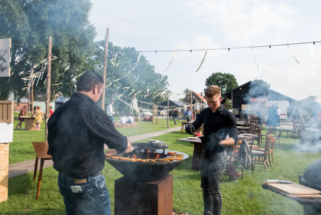 green egg bbq, barbecue pakket op catering met personeel