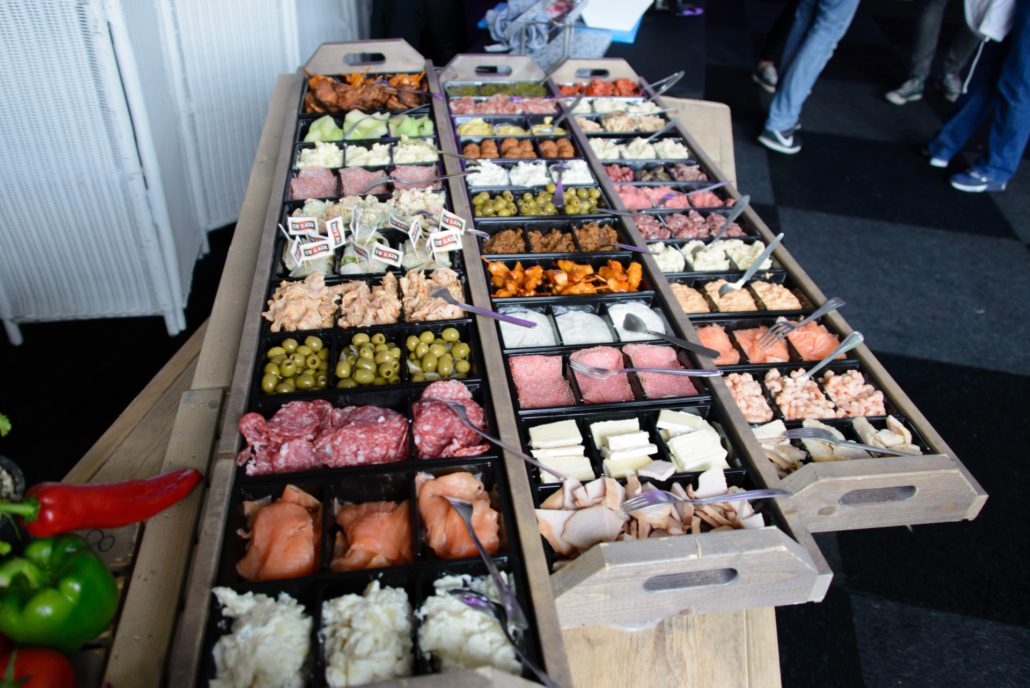 catering-stroe2 catering in stroe, luxe borrelplank met borrelhapjes