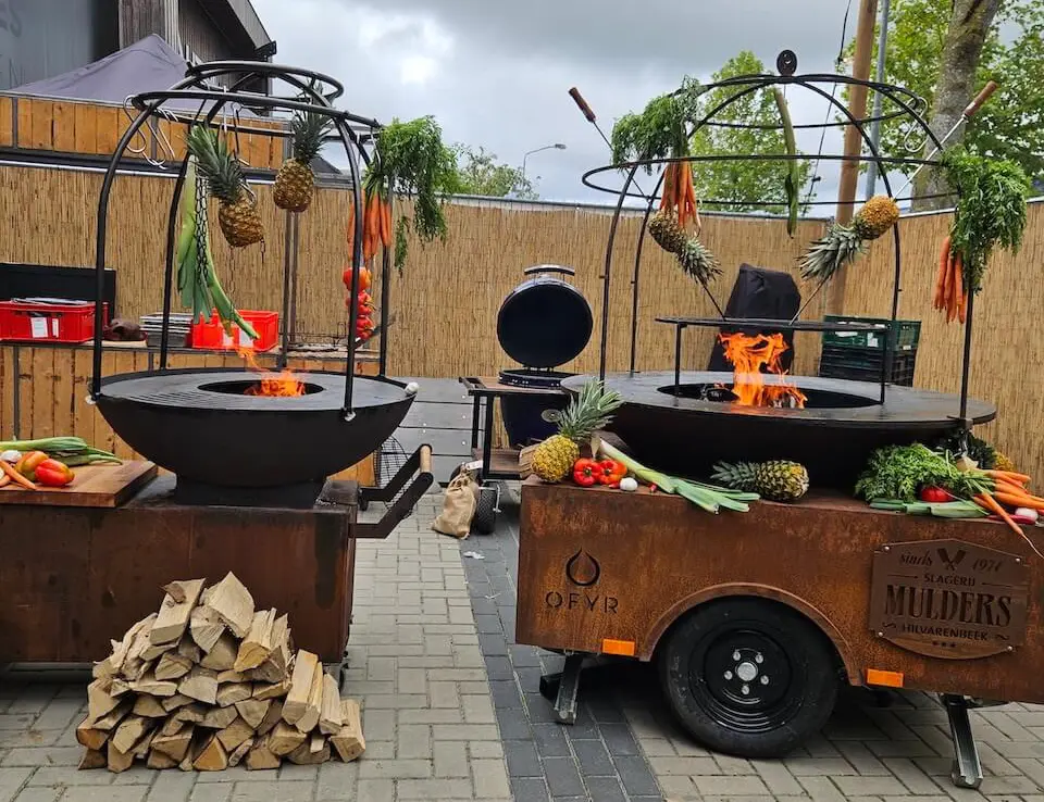 green-egg-ofyr catering bbq's