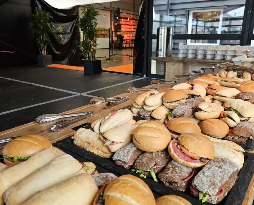 catering lunch opgemaakte broodjes
