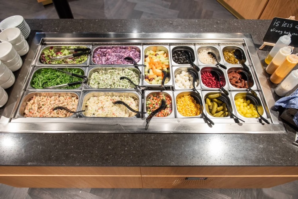bedrijfscatering wageningen, verse salades voor lunch kantoor